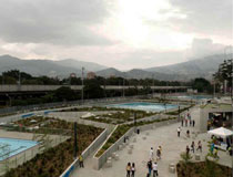 Urbanistica sociale a Medellín, Complesso delle piscine, Paisajes Emergentes architectes